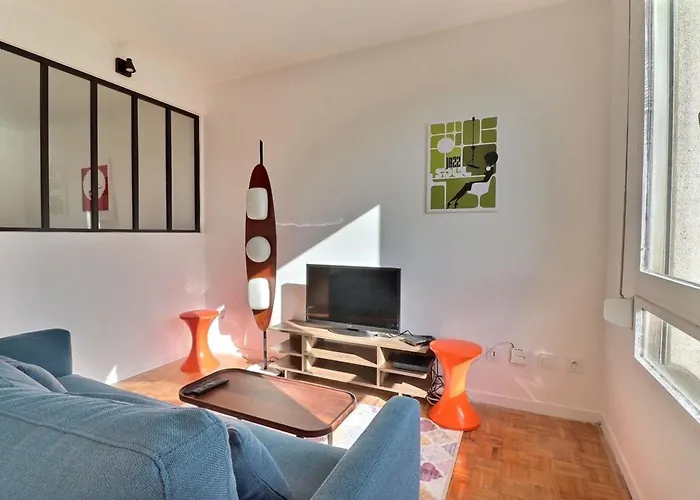 La Douce Parenthese - Studio With Garage - Lyon 4Th